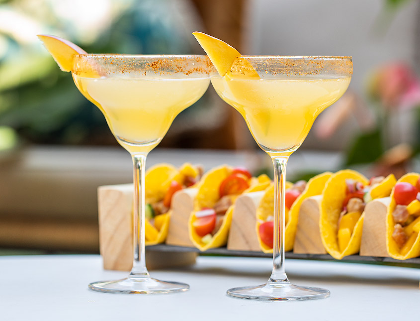 Spicy Mango Margarita und Mexikanische Ceviche-Tacos